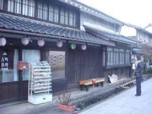 美作市古町の町並み