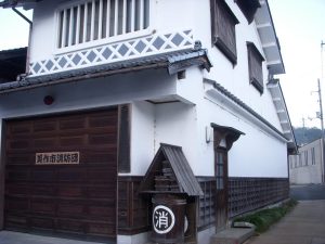 美作市古町の町並み