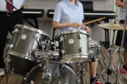 ドラムにチャレンジ！